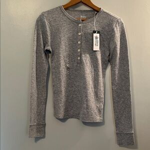 Alpine Design Gray Long Sleeve Tee